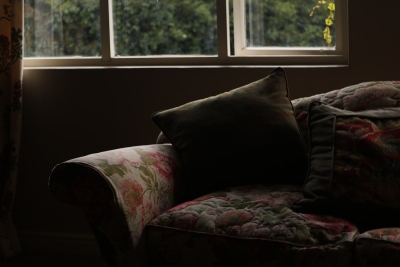 Bloemenbanken zijn terug en domineren je woonkamer